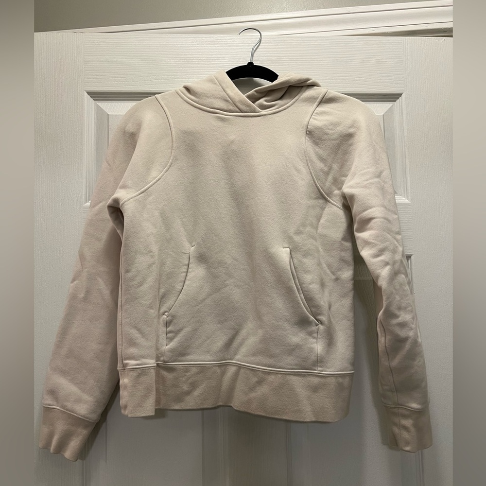 Lululemon Loungeful hoodie